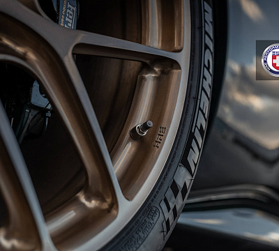 Фото дисков HRE R101 Lightweight на Ferrari 296