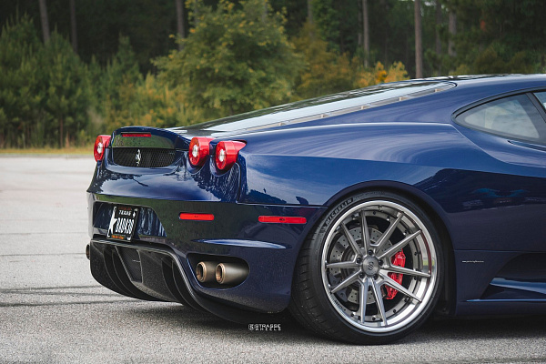 Фото дисков Strasse Wheels SV1 Deep Concave FS Сатиновый тонированный лак на Ferrari F430