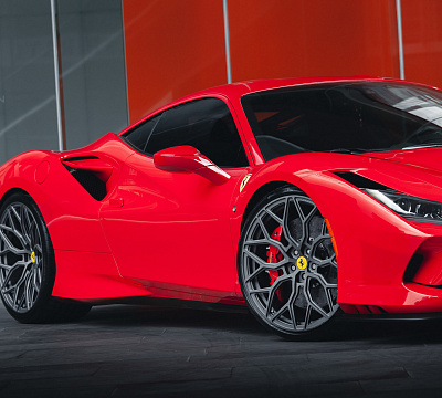 Фото дисков Vossen S17-01 на Ferrari F8