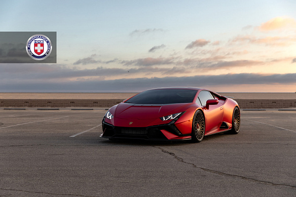 Фото дисков HRE 501M Черный сатин на Lamborghini Huracan