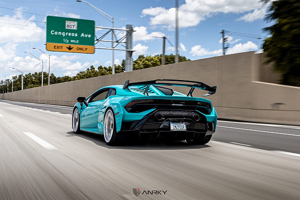 Фото дисков Anrky AN36 Полированный лак на Lamborghini Huracan