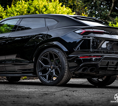 Фото дисков NOVITEC NL4 на Lamborghini Urus