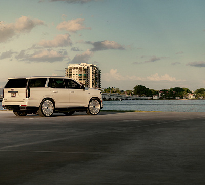 Фото дисков Vossen HF-9 на Cadillac Escalade V