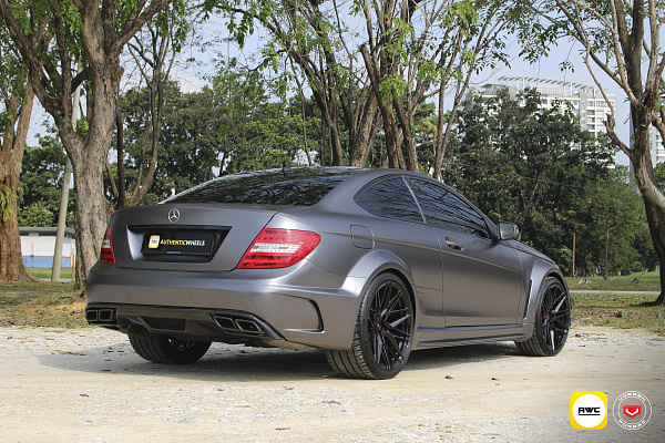 Mercedes-Benz C-Class (W204)