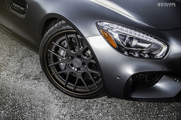 Фото дисков Strasse Wheels SM7 Deep Concave FS Другой цвет на Mercedes-Benz AMG GT I