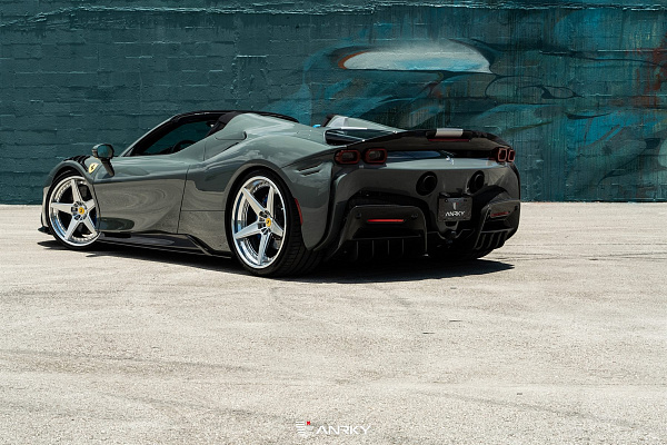 Фото дисков Anrky RS5.3 Полированный лак на Ferrari SF90