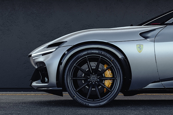 Фото дисков Brixton Forged FDE11 Черный сатин на Ferrari Purosangue
