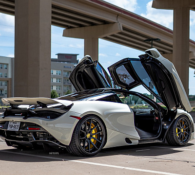 Фото дисков Strasse Wheels SV5 Deep Concave FS на McLaren 720S