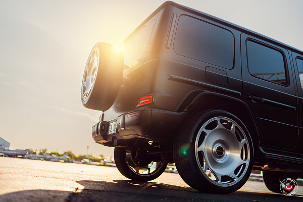 Фото дисков Vossen S17-19T Глянцевый лак на Mercedes-Benz G-Class III