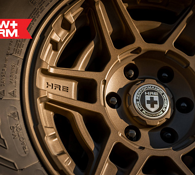 Фото дисков HRE FT1 на Toyota Tacoma III