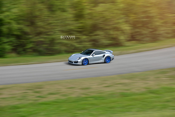 Фото дисков Strasse Wheels SV1 Deep Concave Monoblock Другой цвет на Porsche 911 VII