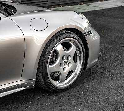 Фото дисков Kahn Cup 1 Remastered на Porsche 911 VIII