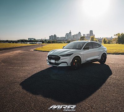 Фото дисков MRR FS06 на Ford Mustang Mach-E
