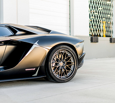 Фото дисков HRE S200 на Lamborghini Aventador