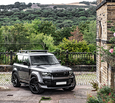 Фото дисков Kahn Type 52 RS на Land Rover Defender II