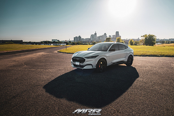 Фото дисков MRR FS06 Черный сатин на Ford Mustang Mach-E