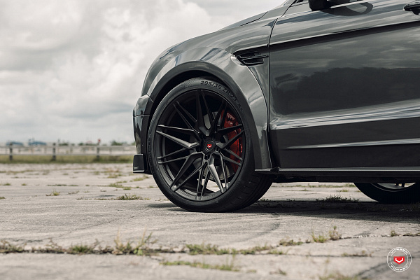 Фото дисков Vossen EVO-5 Черный сатин на Bentley Bentayga