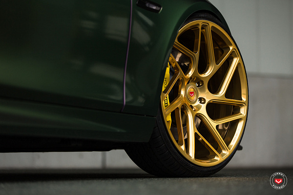 Фото дисков Vossen CG-209T Глянцевое золото на BMW 5/M5 (F10)