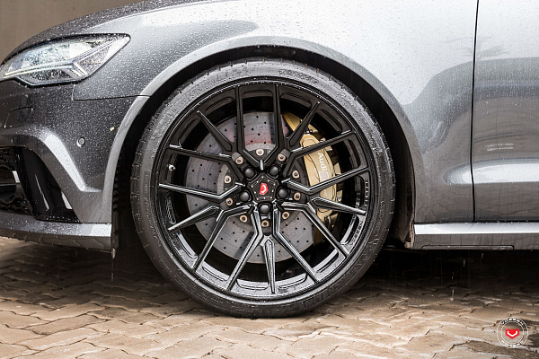 Фото дисков Vossen M-X3 Черный глянец на Audi A/RS 6 (C7)