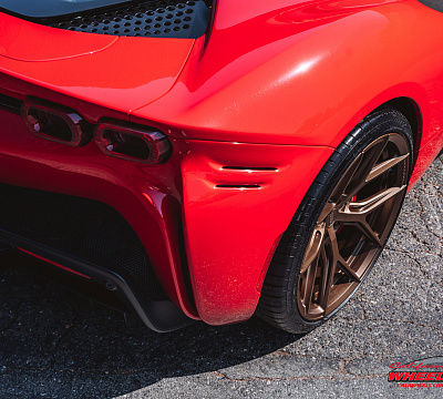 Фото дисков Vossen HF-5 на Ferrari SF90