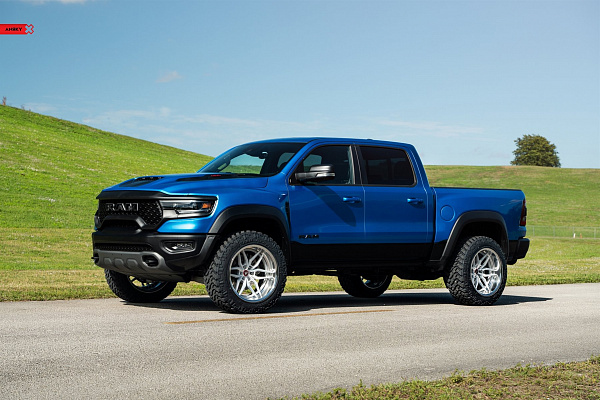 Фото дисков Anrky AN36 Сатиновый лак на Ram 1500 V