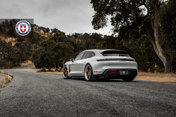 Фото дисков HRE 522 Сатиновая бронза на Porsche Taycan I