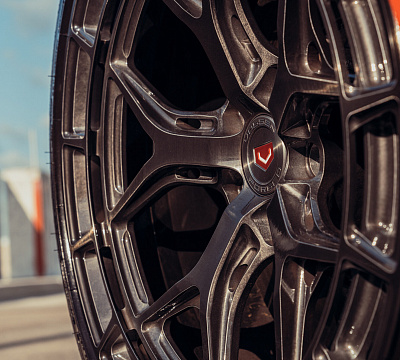 Фото дисков Vossen LC3-01 на Ford Mustang VI