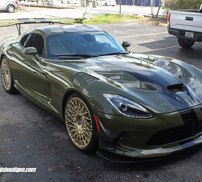 Фото дисков HRE 501M на Dodge Viper
