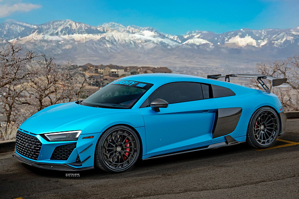 Фото дисков Strasse Wheels SV15FF Deep Concave FS Черный глянец на Audi R8 (4S)