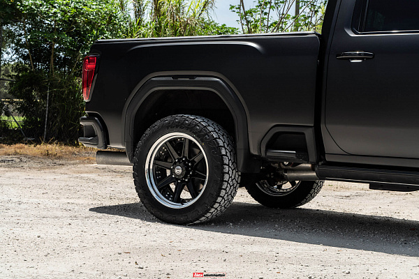Фото дисков HRE HD188 Черный глянец на GMC Sierra IV