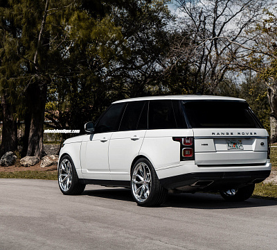 Фото дисков HRE P201 на Land Rover Range Rover IV