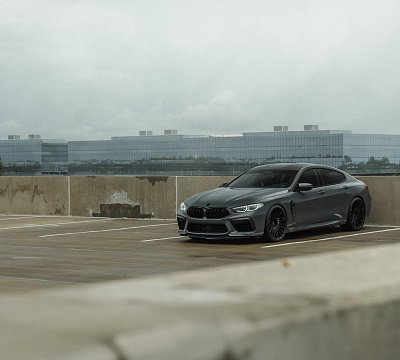 Фото дисков Vossen S17-04 на BMW 8/M8