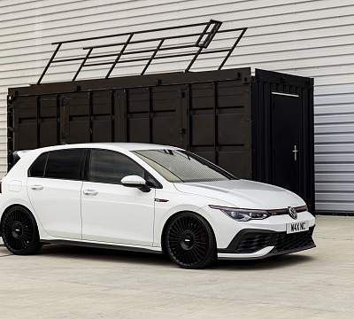 Фото дисков Rotiform GRZ на Volkswagen Golf VIII