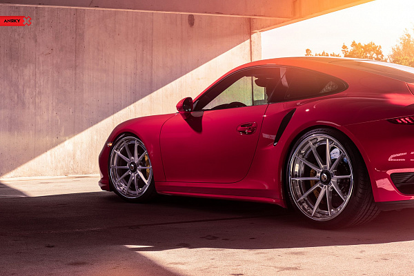 Фото дисков Anrky AN38 Глянцевый лак на Porsche 911 VII