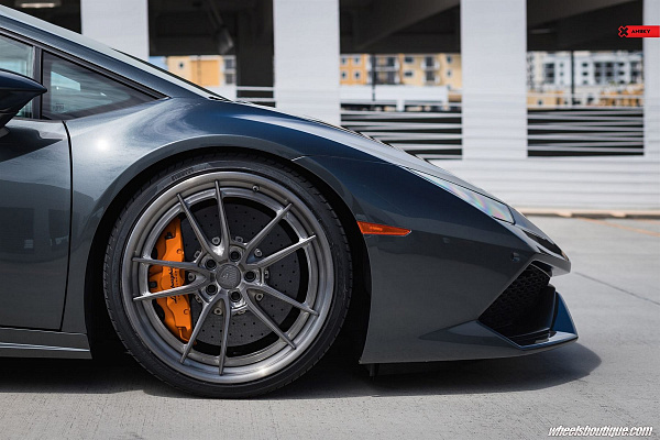 Фото дисков Anrky AN34 Глянцевый тонированный лак на Lamborghini Huracan