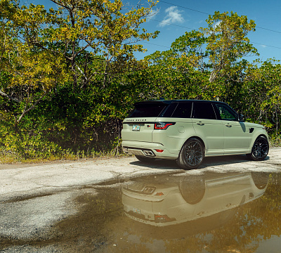 Фото дисков Vossen UV-1 на Land Rover Range Rover Sport II