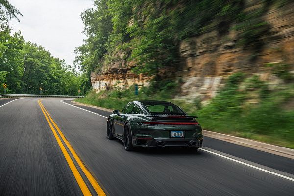 Фото дисков Brixton Forged R11-R Черный сатин на Porsche 911 VIII