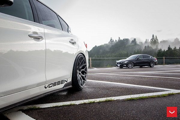 Фото дисков Vossen HF-2 Серебро на Infiniti Q50