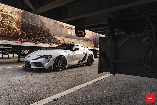 Фото дисков Vossen HF-5 Сатиновая бронза на Toyota Supra A90