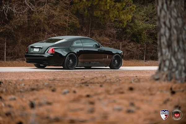 Фото дисков Vossen S17-13 Черный сатин на Rolls-Royce Wraith