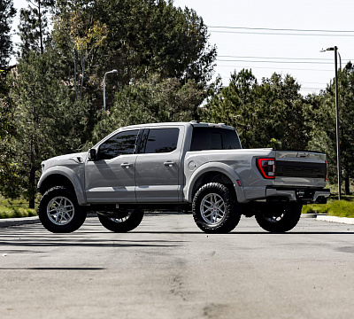 Фото дисков HRE P161SC на Ford F-150 XIV