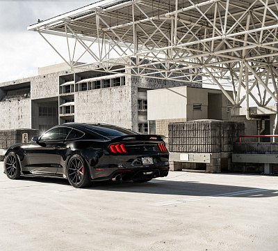 Фото дисков Vossen M-X2 на Ford Mustang VI