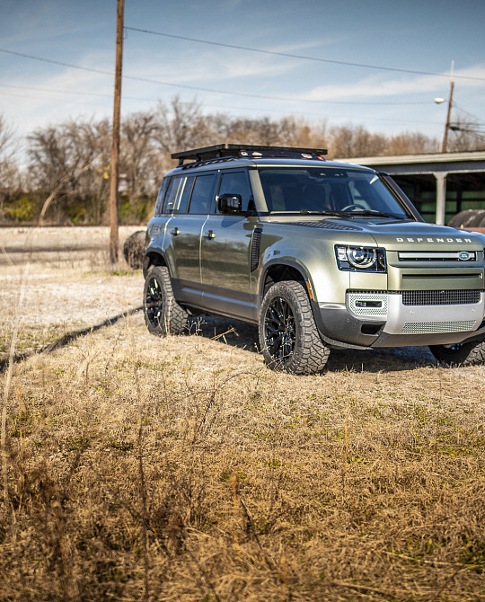 Фото дисков HF-2 Черный глянец на Land Rover Defender II