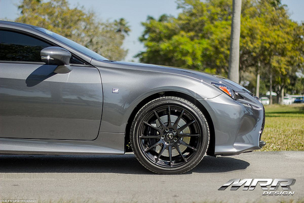 Фото дисков MRR GF6 Черный глянец на Lexus RC