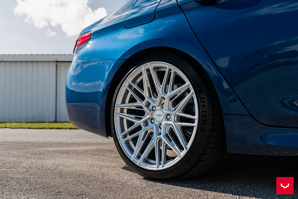 Фото дисков Vossen HF-7 Серебро на BMW 5/M5 (G30/F90)