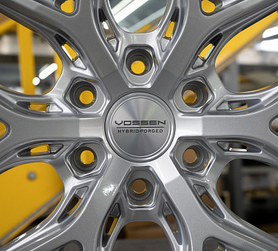 Vossen HFX-1 (6-Lug)