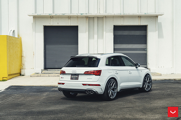 Фото дисков Vossen HF-5 Серебро на Audi Q5 GU