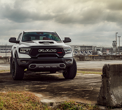 Фото дисков Vossen HF6-5 на Ram 1500 V