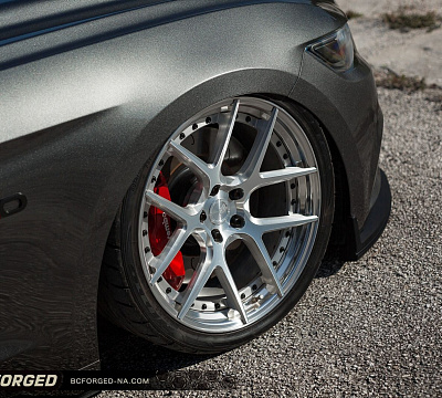 Фото дисков BC Forged HCS02 на Ford Mustang VI