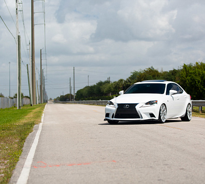 Фото дисков Vossen VFS-6 на Lexus IS II